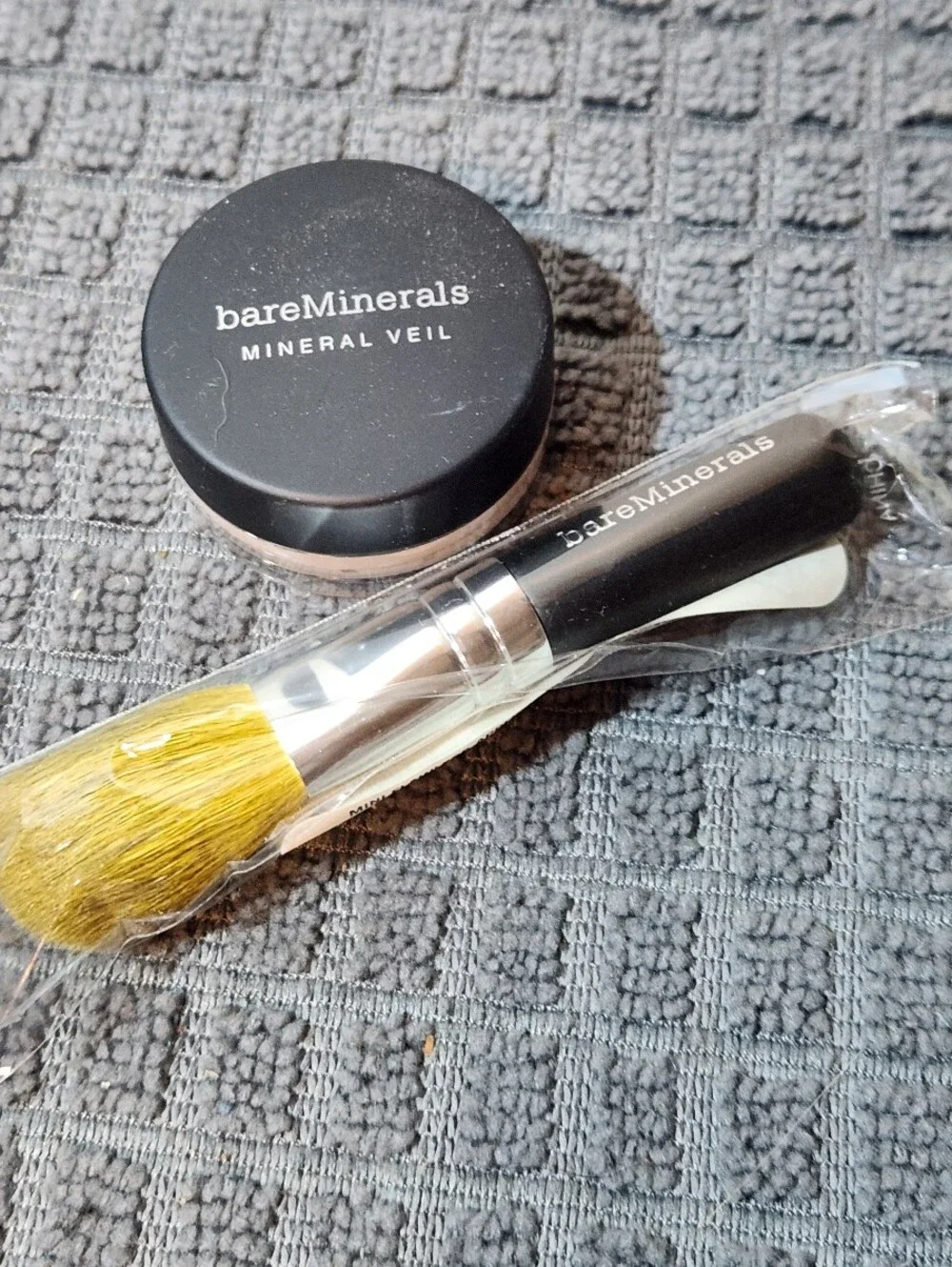 NWT bareMinerals Mineral Veil Loose Powder with Black Brush